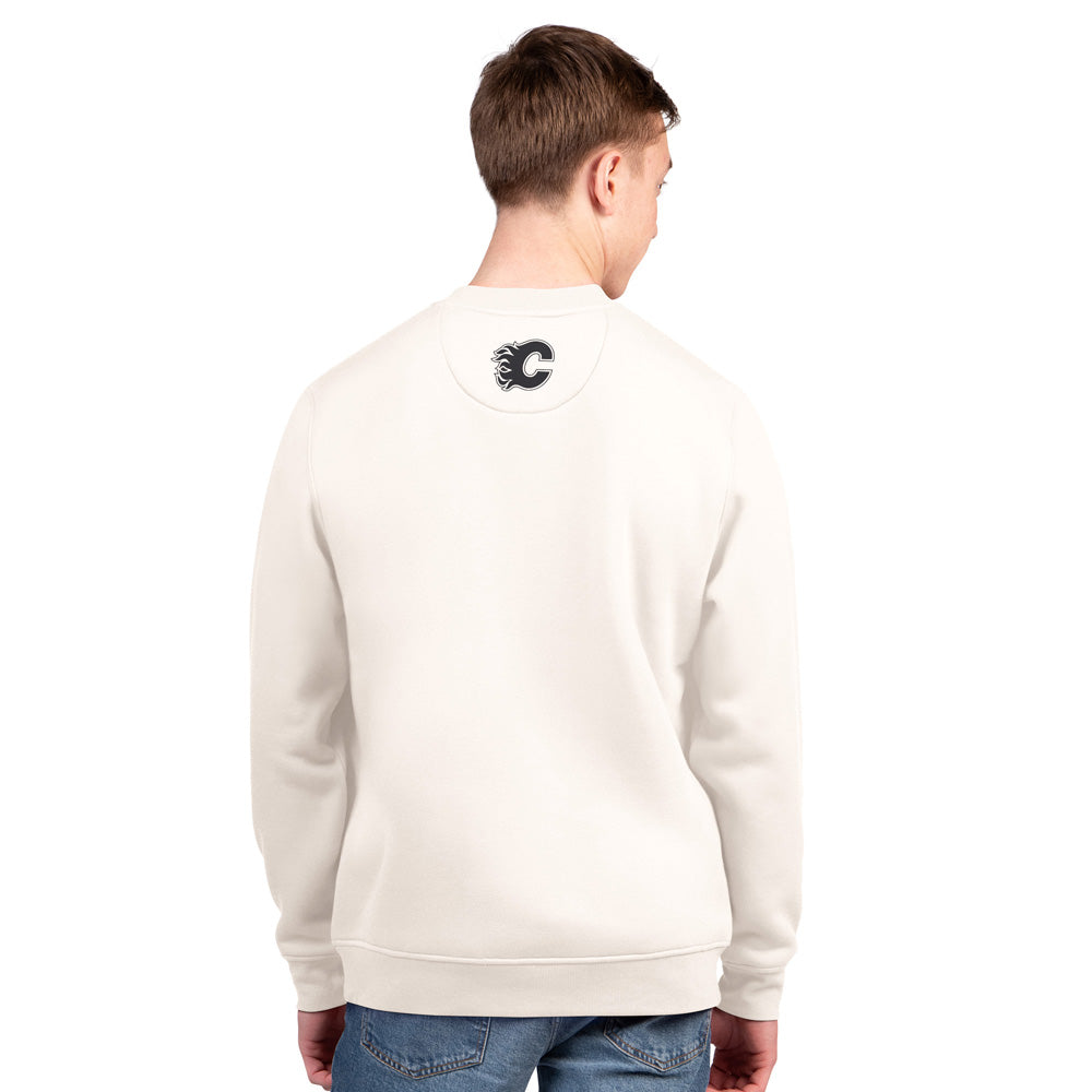 Starter Calgary Flames Assist Men's White Crewneck Sweater