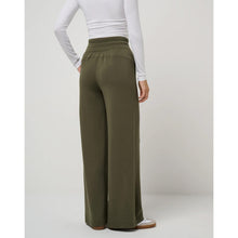 TravisMathew Skyloft Women's Green Wide Leg Pants