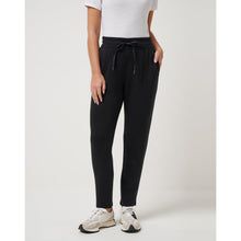TravisMathew Skyloft Women's Soft Black Pants