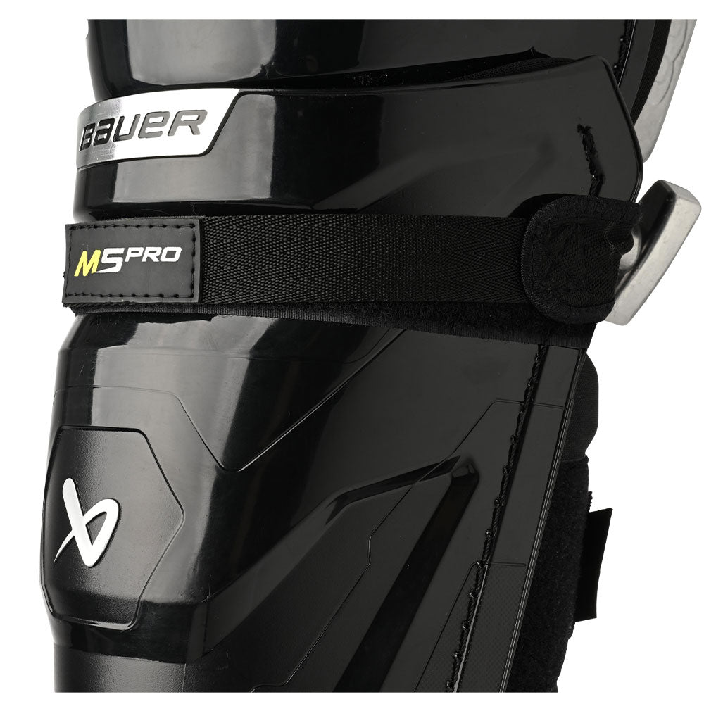 BAUER SUPREME M5PRO SENIOR HOCKEY SHIN PADS