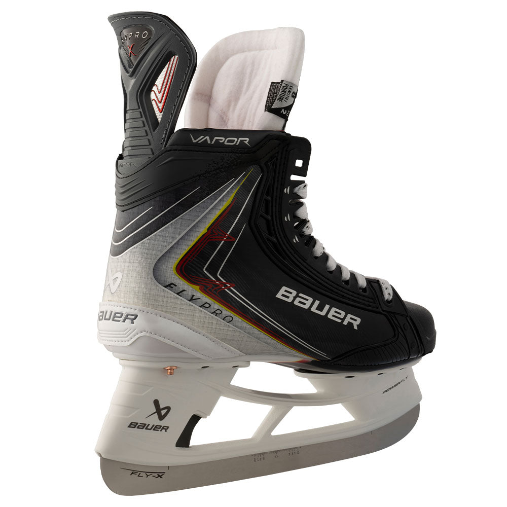 BAUER VAPOR FLYPRO INTERMEDIATE HOCKEY SKATES