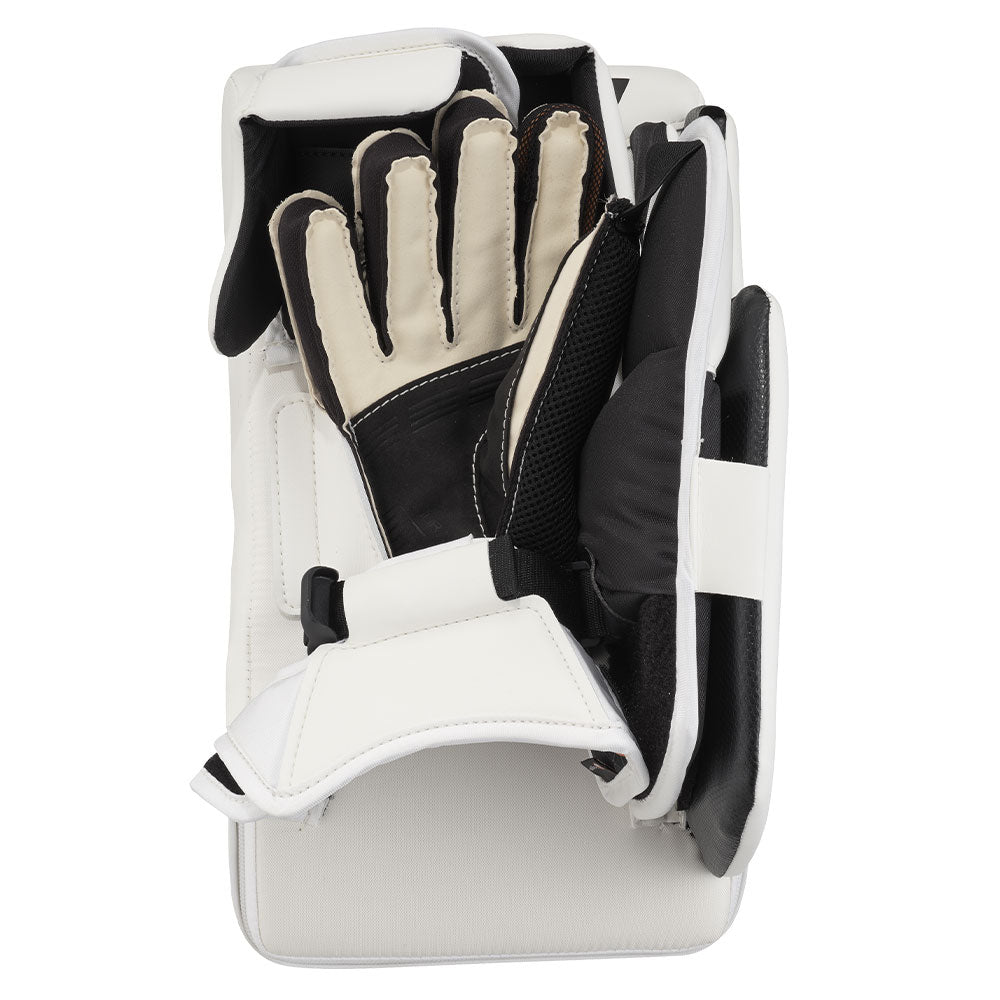 CCM EFLEX 6 SENIOR GOALIE BLOCKER