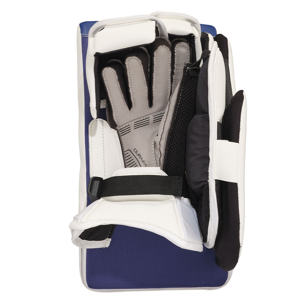 CCM EFLEX 6.9 INTERMEDIATE GOALIE BLOCKER