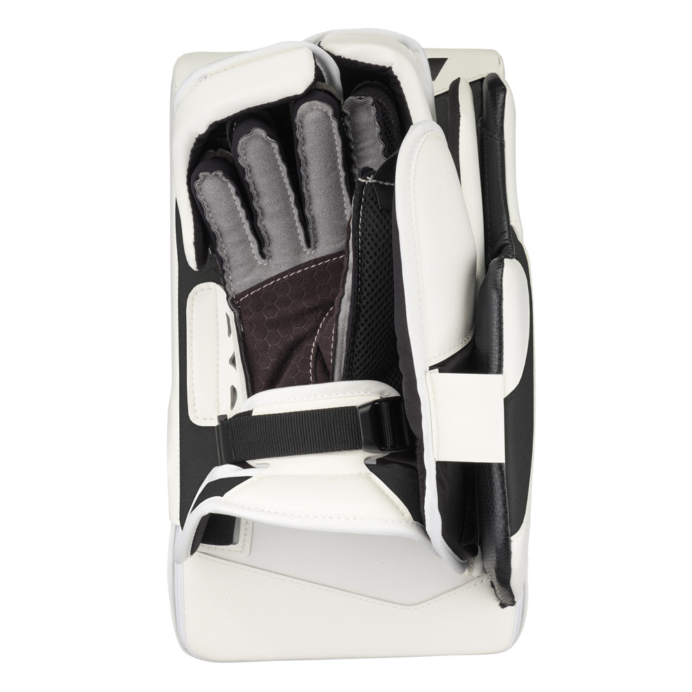 CCM EFLEX 7.9 INTERMEDIATE GOALIE BLOCKER