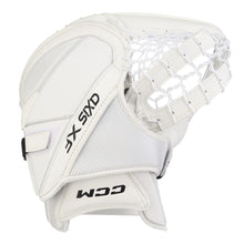 CCM AXIS XF SENIOR GOALIE CATCHER