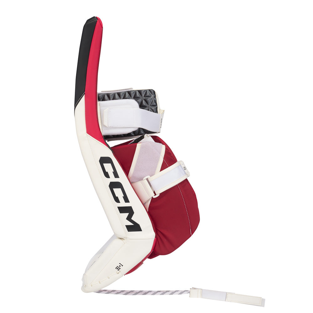 CCM AXIS F9 SENIOR GOALIE PADS