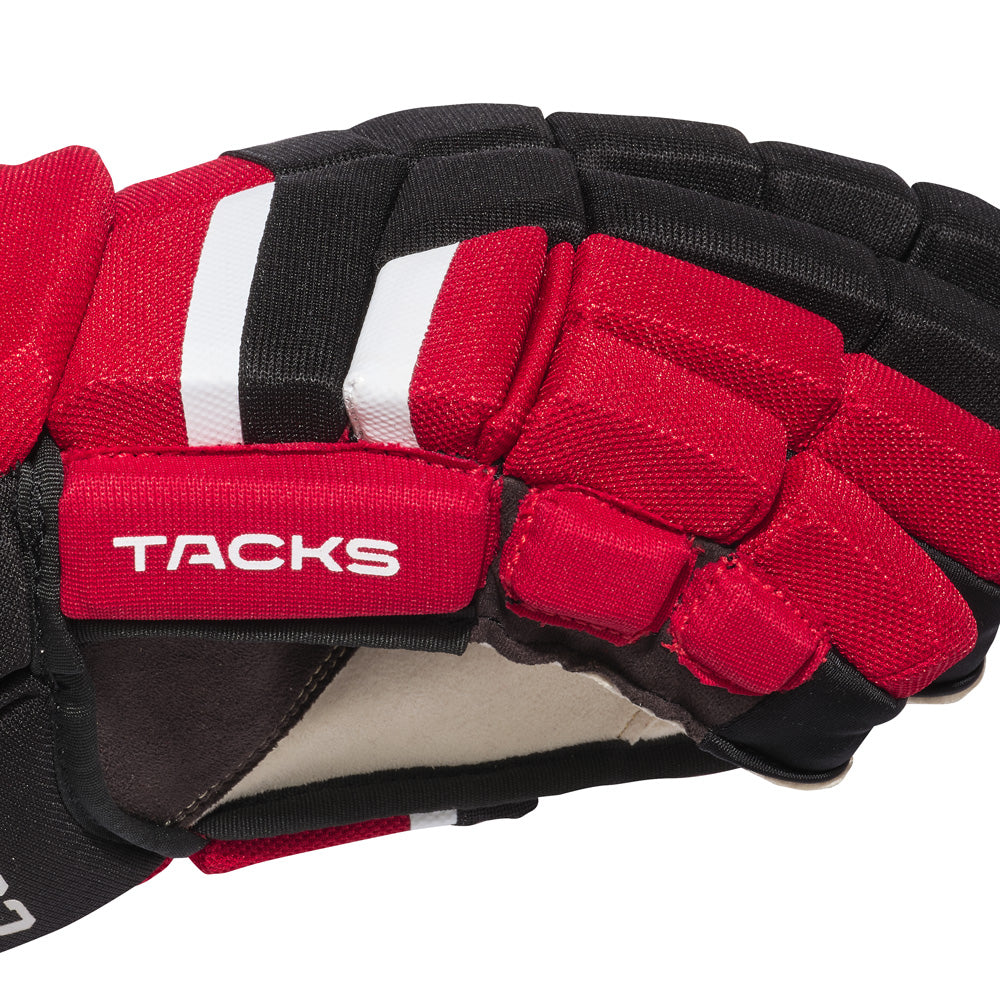 CCM Tacks XR 80 Junior Hockey Gloves