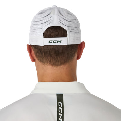 CCM GOLF PERFORMANCE ADULT WHITE HAT