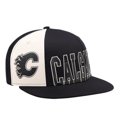 Starter Calgary Flames Offset Black Snapback Hat