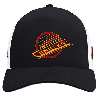 Vancouver Canucks Starter Team Trailer Hat