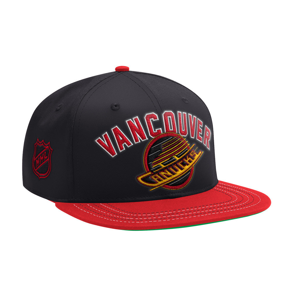 Starter Vancouver Canucks Locker Room Black Hat