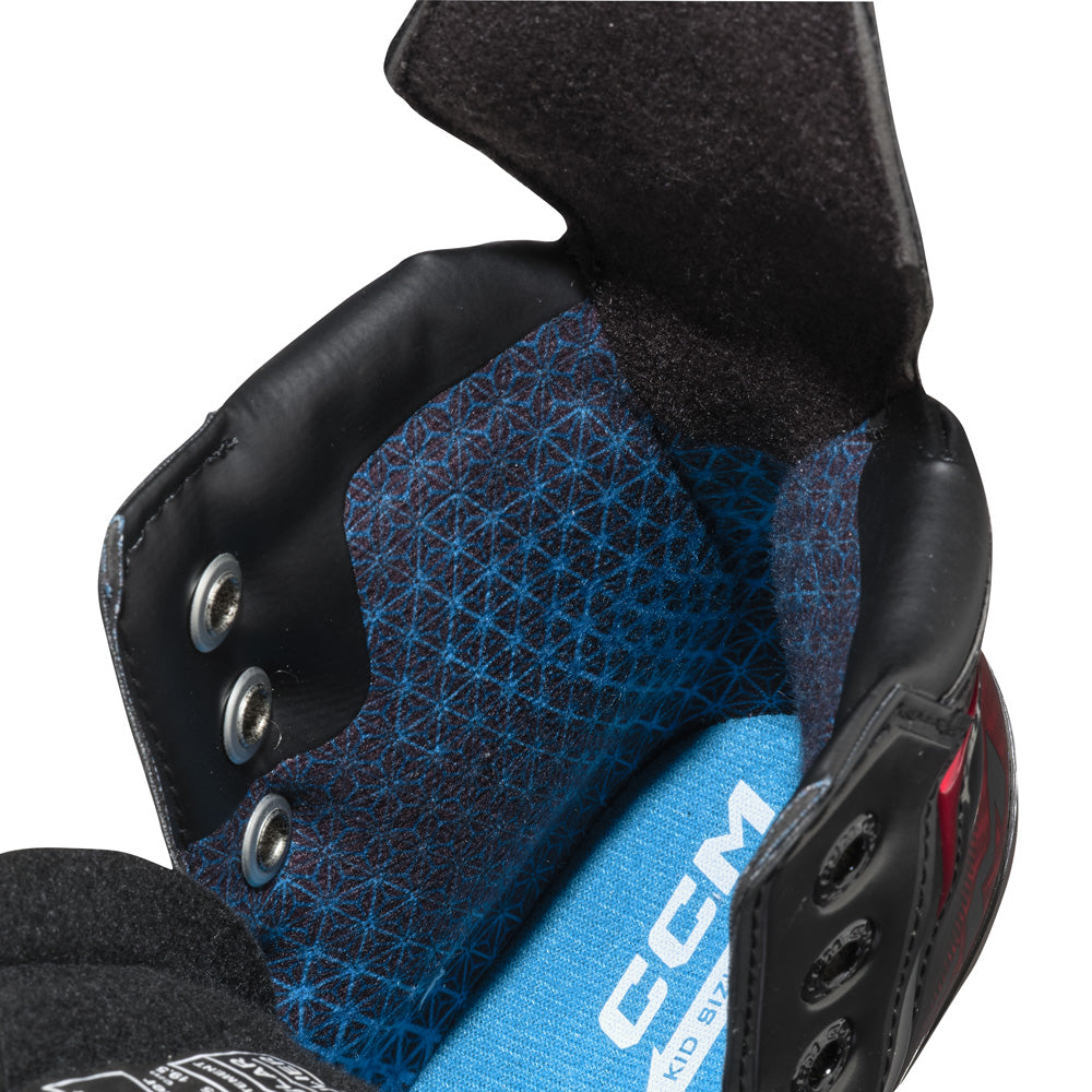 CCM JETSPEED FT8 PRO YOUTH HOCKEY SKATES
