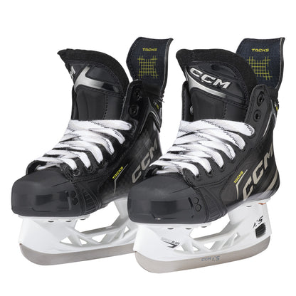 CCM TACKS XF 80 JUNIOR HOCKEY SKATES