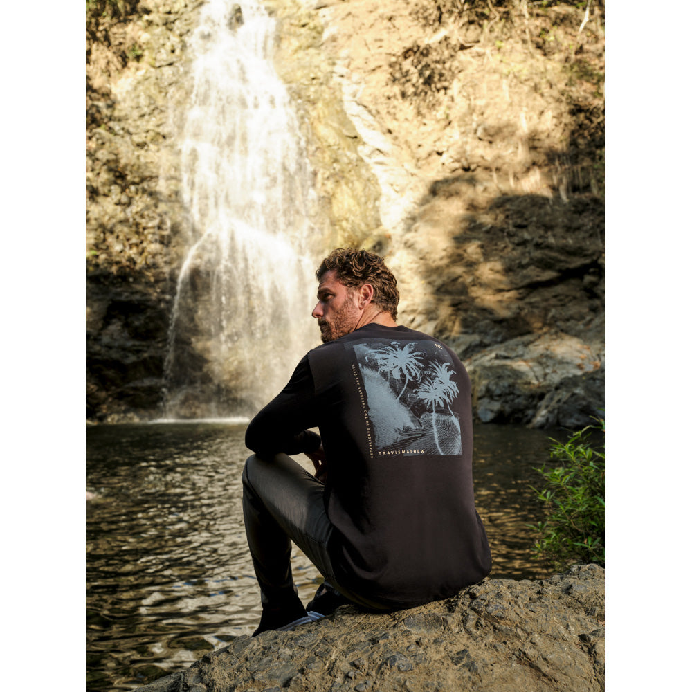 TRAVISMATHEW LAGUNA SHADE BLACK T-SHIRT
