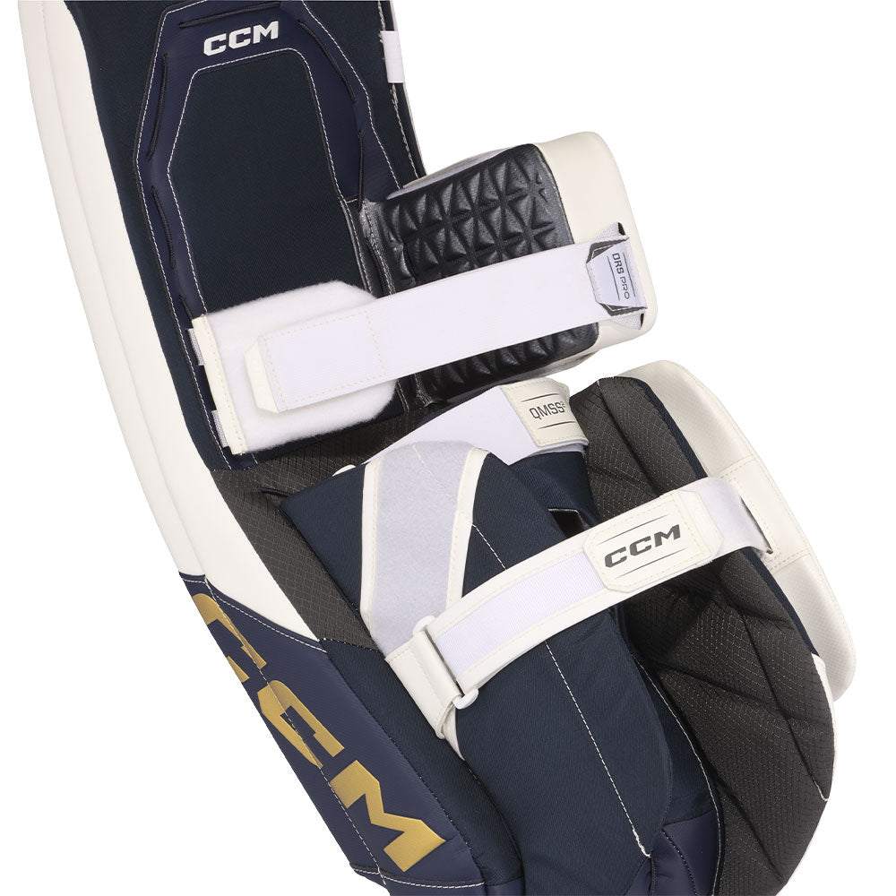CCM AXIS 2 SENIOR GOALIE PADS