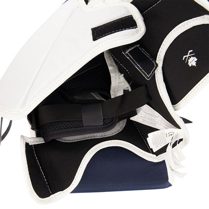 CCM EXTREME FLEX E5.9 INTERMEDIATE GOALIE CATCHER