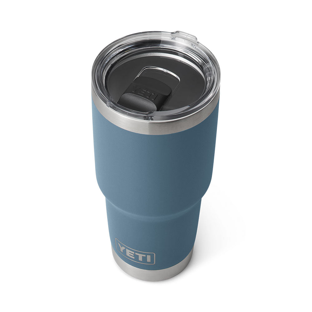 YETI RAMBLER 30 OZ TUMBLER NORDIC BLUE